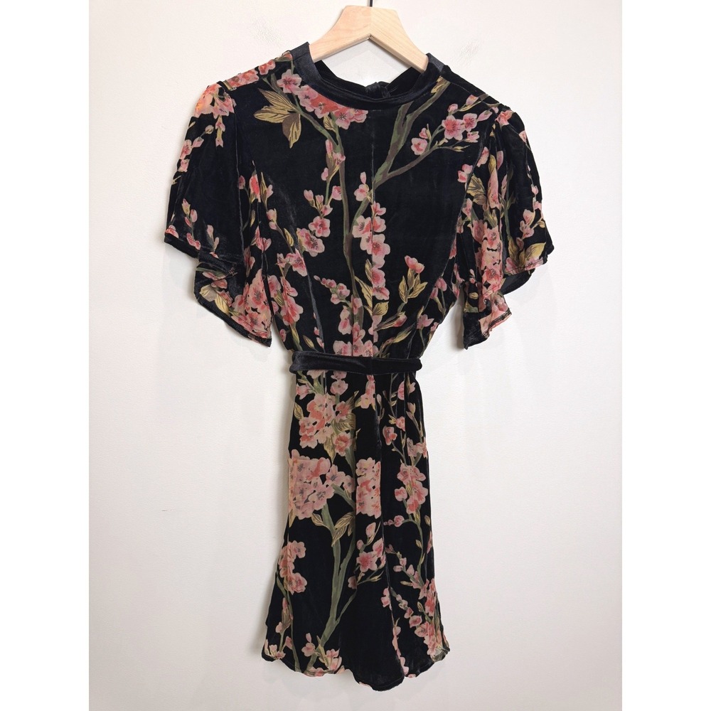 Bishop + Young Velvet Tie Belted Flutter Sleeve Floral Black Dress XS‎ Romantic